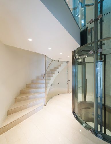 funkcjonalne i estetyczne oświetlenie klatek schodowych i korytarzy